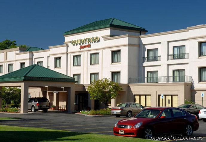 Hotel Courtyard Newburgh Stewart Airport Esterno foto
